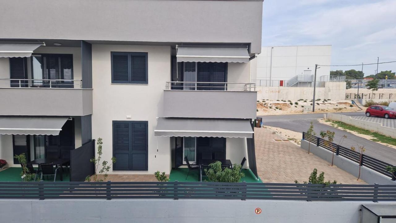 Villa Toni Biograd Na Moru Exterior foto